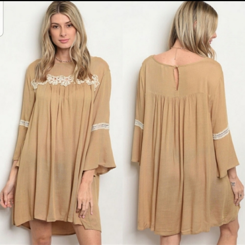 Flowy Semi-sheer Tunic/Mini Dress Bell Sleeves Keyhole Back Opening Size Small
